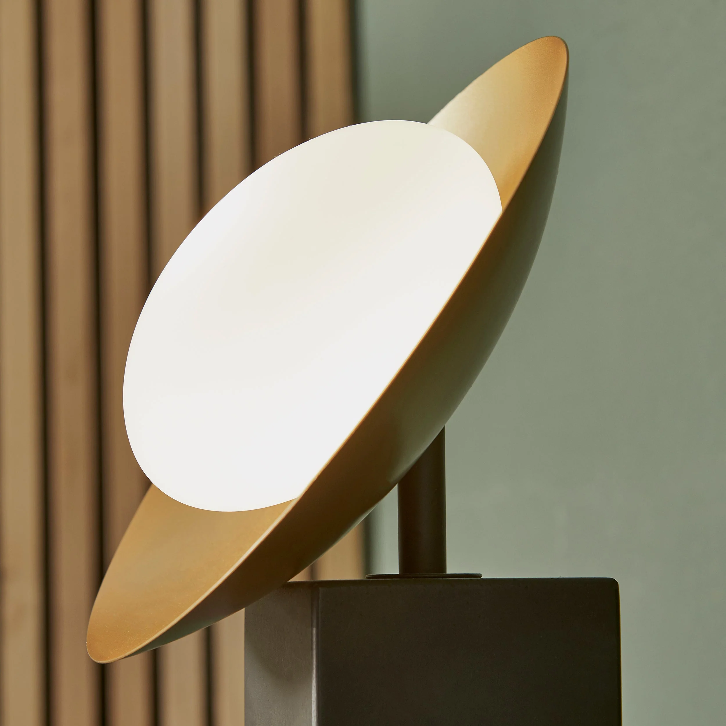 Amos Barcelo Table Lamp - Image 6