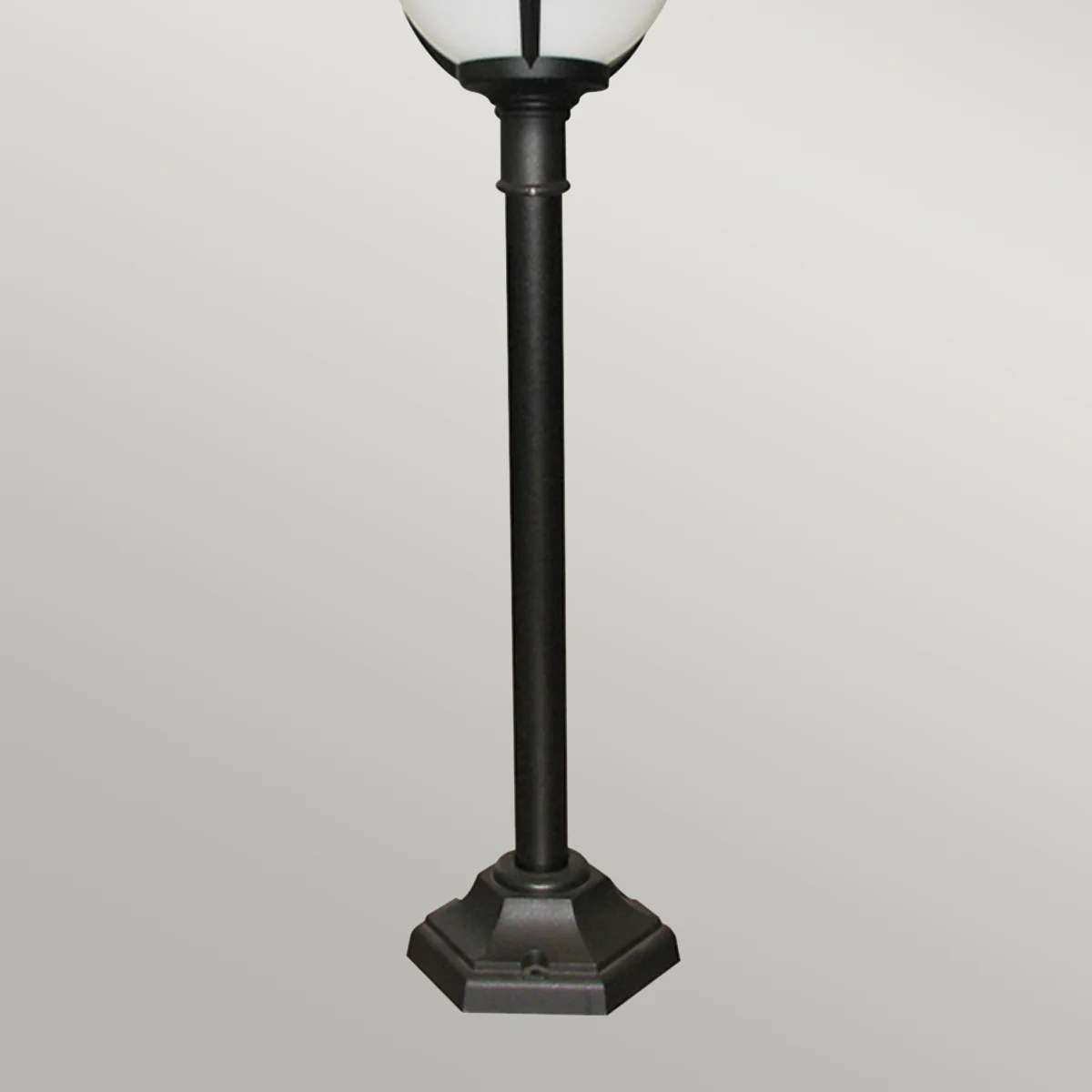 Elstead Glenbeigh 1 Light Pillar Lantern - Image 3