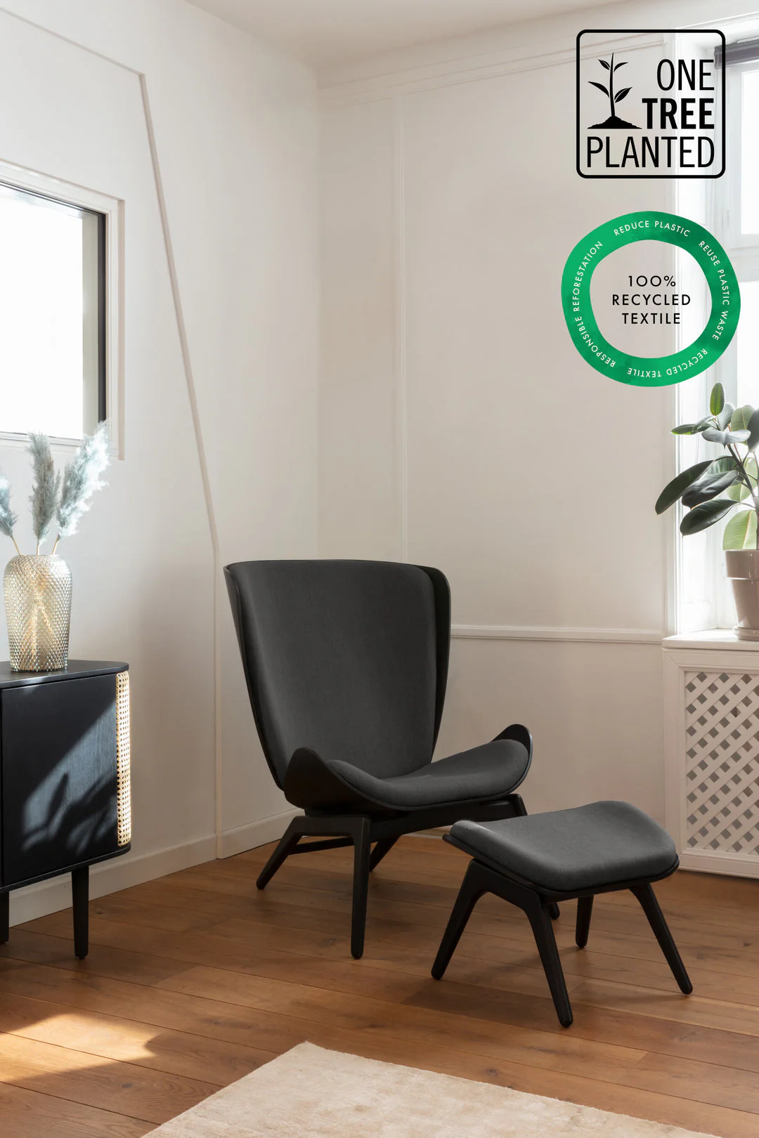 Umage 'The Reader' Armchair - Image 11